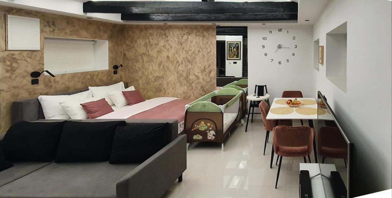 Studio Apartman Lenox Rijeka Exterior photo